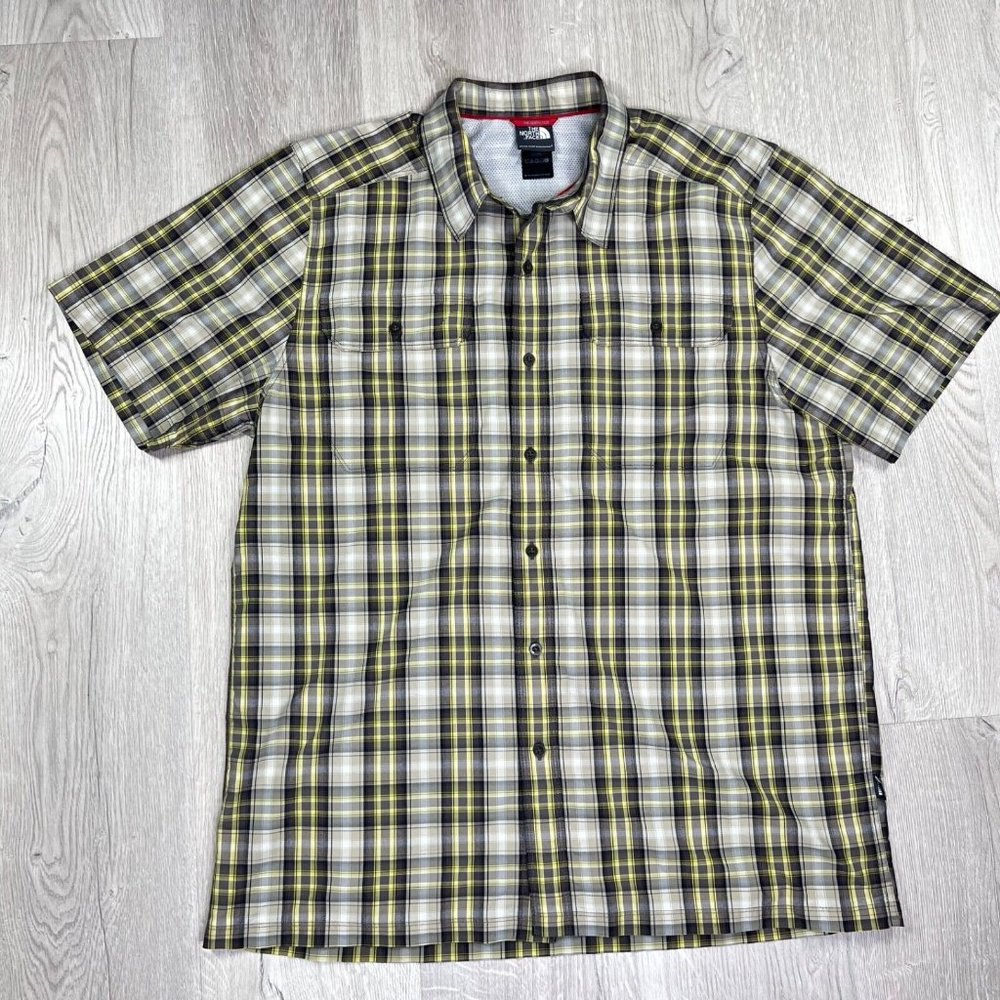 The North Face Shirt Pine Knot Woven Mens Size L Brown Black Plaid Short Sleeve
